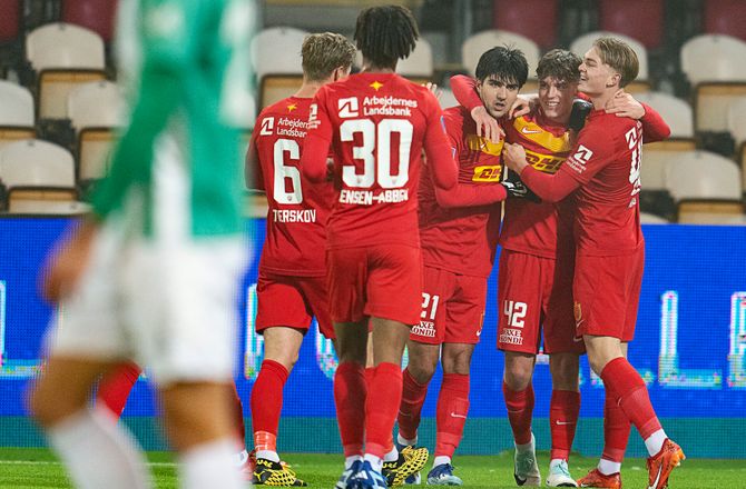 3F Superliga -FCN skifter en - Ingvartsen på bænken