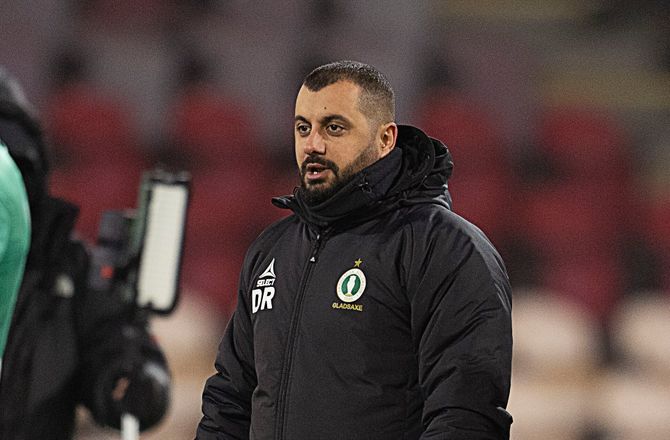 2. division -’Fyringstruet’ AB-træner nægter at svare
