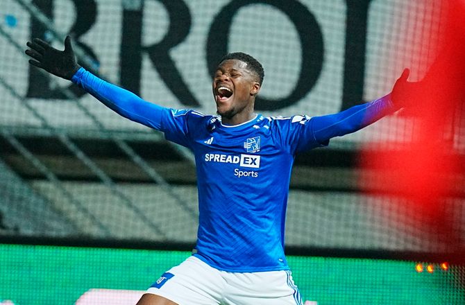 3F Superliga -Heftigt tovtrækkeri om Lyngby-stjerne