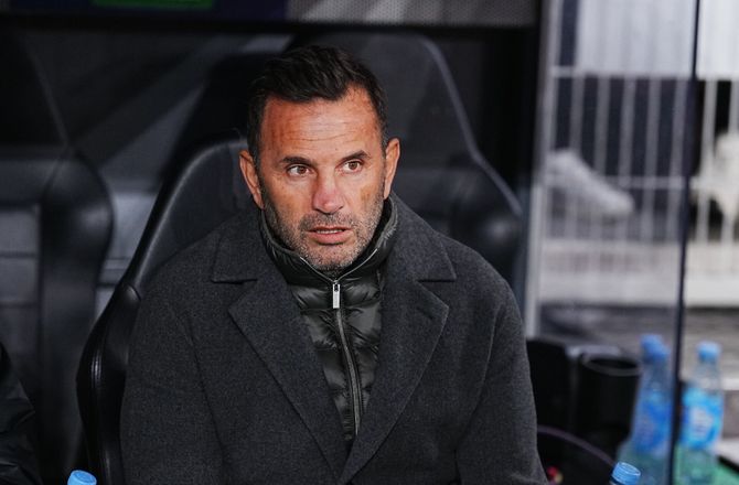 CL -Skuffet Gala-boss: FCK pakkede sig