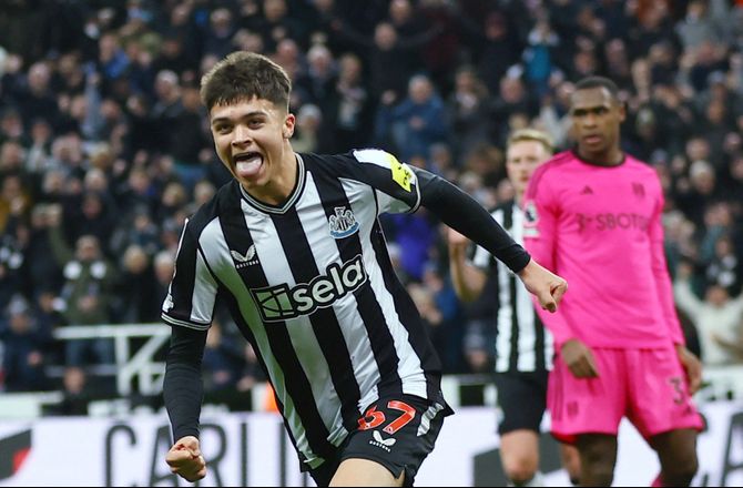 Premier League -Newcastle forlænger med engelsk guldfugl