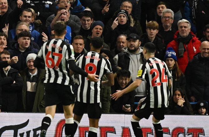 Premier League -Newcastle må undvære anføreren - Forest skifter seks