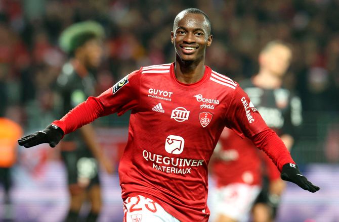 Ligue 1 -20-årig gik målamok så Brest bouncer videre