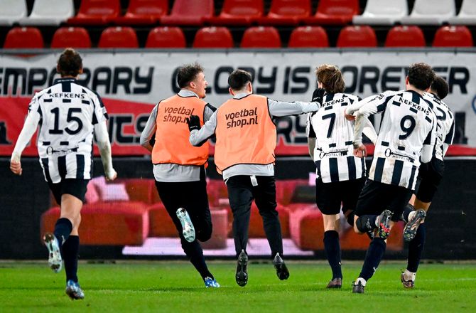 KNVB Cup -Ajax-bøddel erkender: Vi har en lortebane