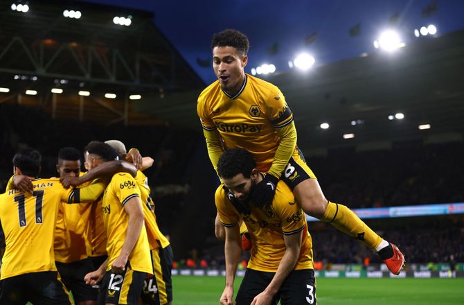 International -Wolves sender stopper på leje i Spanien