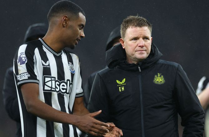 Premier League -Medie: Isak trodser Newcastle-ejere efter nyt møde