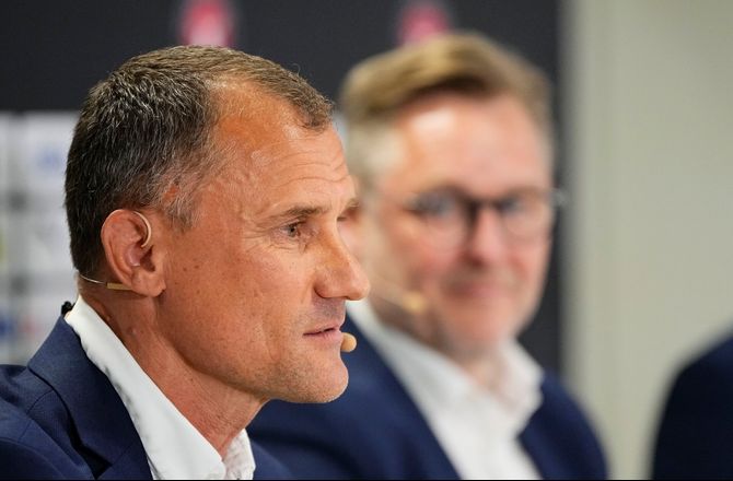 3F Superliga -Steinlein uddyber Sand-exit: Ikke nok at lave et lille aftryk