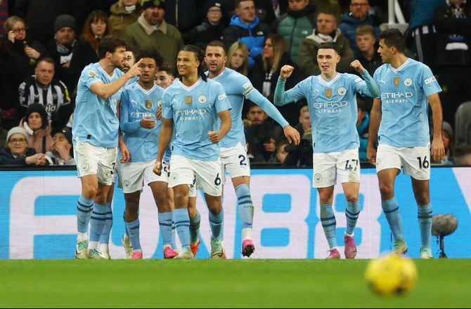 Premier League -City sender brasilianer på græs i Rotterdam