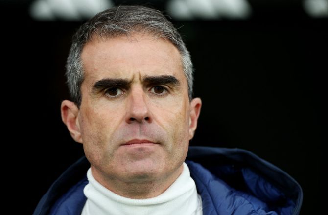 Segunda Division -Cadiz præsenterer ny cheftræner