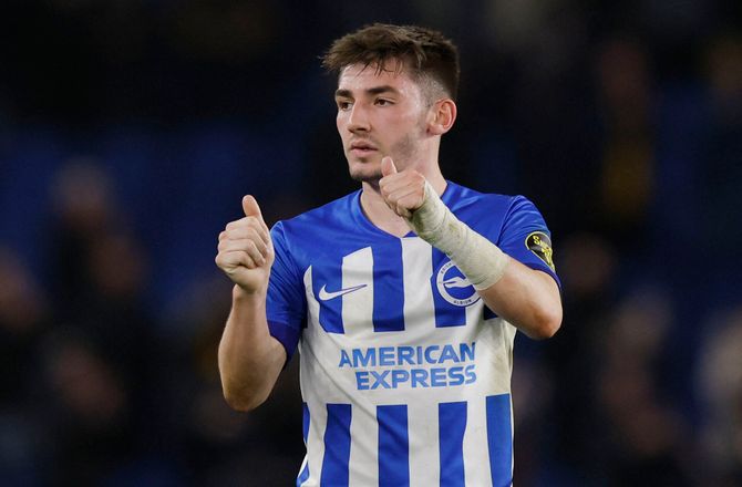 Premier League -Bekræftet: Napoli køber Billy Gilmour