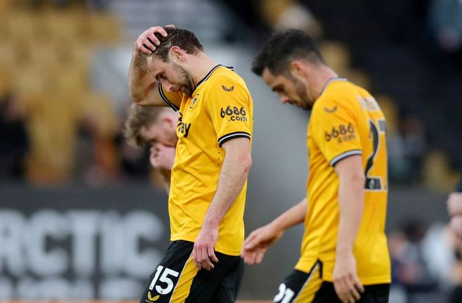 Premier League -Wolves-forsvarer kan være færdig for sæsonen