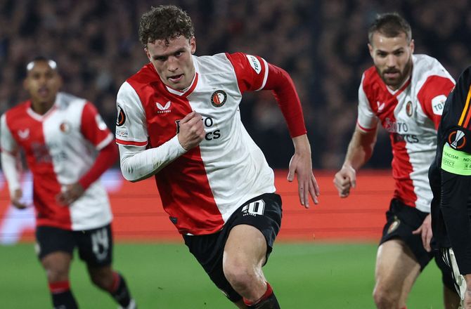 Æresdivisionen -Feyenoord-profil ude resten af sæsonen