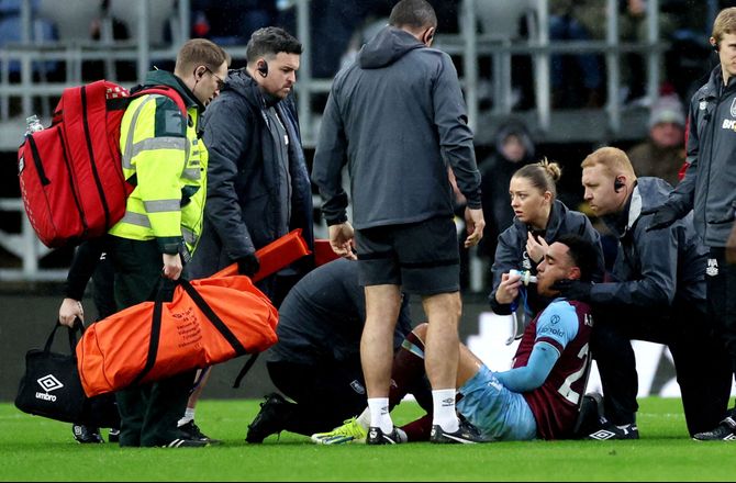 Premier League -Grim knæskade holder Burnley-profil ude for sæsonen