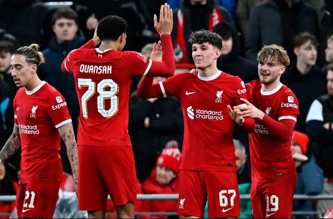 Championship -Efter tilbagekaldelse: Hull henter Liverpool-talent