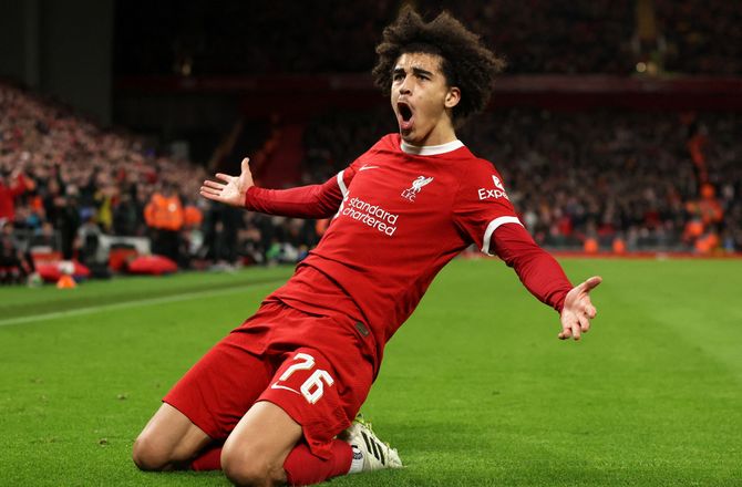Championship -Liverpool forlænger og udlejer Jayden Danns