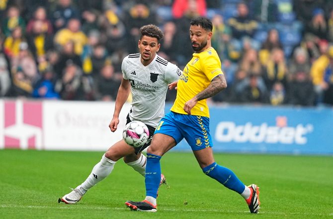 3F Superliga -Vejle bænker topscorer - flere ændringer hos OB