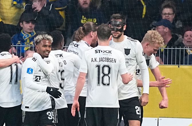 3F Superliga -Vigtigt resultat for Vejle: Brøndby er fantastisk