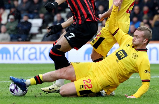 Championship -Tidligere Everton-spiller blev helten: Tænkt på det længe