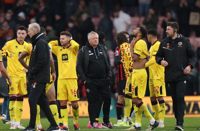 Premier League -PL-nedrykker siger farvel til klubikoner