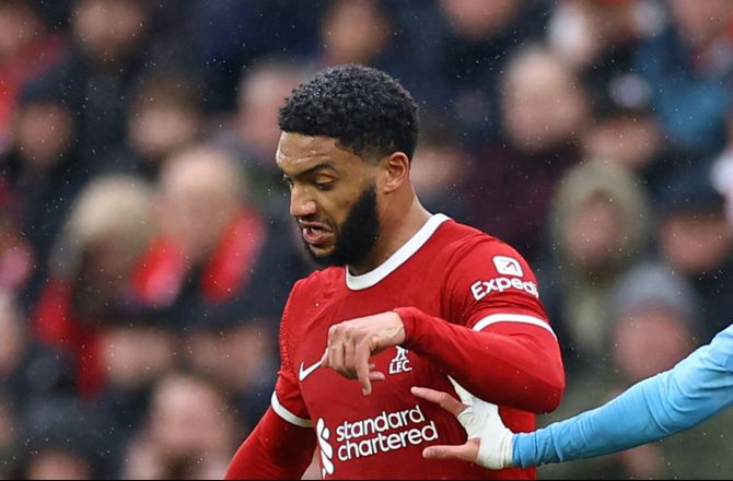Premier League -Liverpool-stopper indrømmer: Gala-stemning påvirkede os