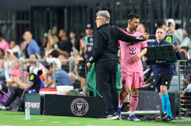CONCACAF Champions League -Messi udgik skadet efter mål og assist
