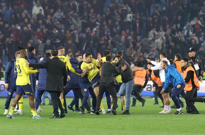 SüperLig -Tyrkisk skandaleopgør har mørk forhistorie