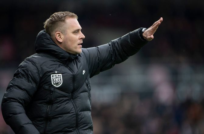 3F Superliga -FCN-træner vil fast i top-3: Vi har altid store ambitioner