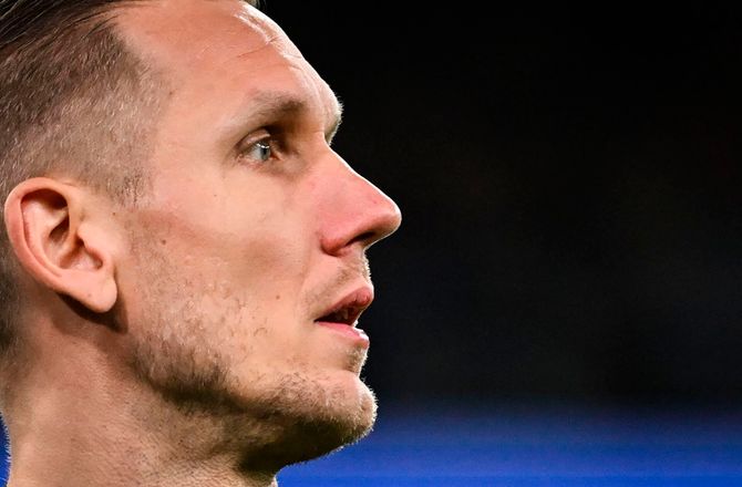 Allsvenskan -Robin Olsen tilgives for 'ubeskriveligt' FCK-valg