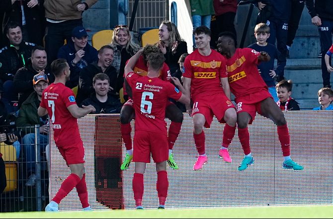 3F Superliga -FCN nedlagde FCK: Fire profiler på rundens hold