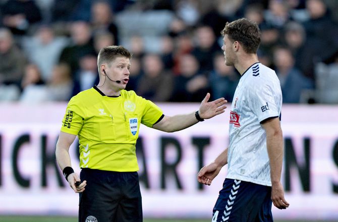 3F Superliga -To Superliga-spillere sidder i skammekrogen 