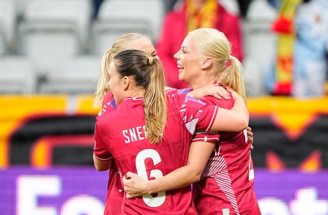 Danmark (k) -Danmark på svær opgave: Hvordan stopper vi verdens bedste?