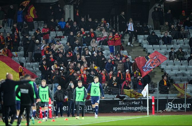 Oddset Pokalen -Ballade efter pokalfest: FCN-fans bidt af politihunde 