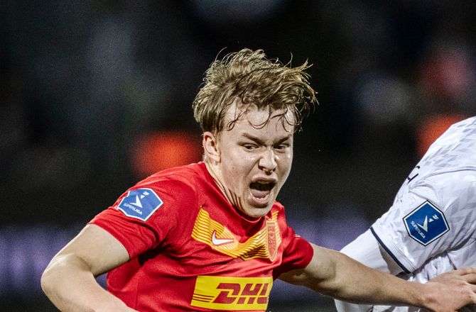 UEFA Nations League C -Jon Dahl roser FCN-profil