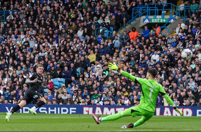 Championship -Gave til Leicester: Leeds snublede igen