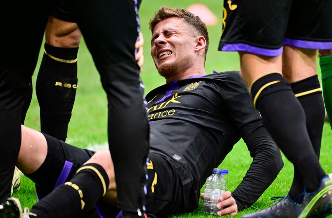 Jupiler Pro League -Anderlecht-stjerne ramt af korsbåndsskade