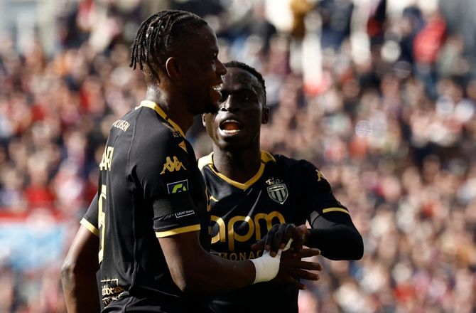 Ligue 1 -Slag i Monaco: Zakaria ude resten af sæsonen 