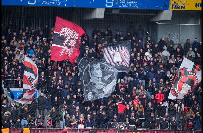 3F Superliga -FCM får bøde for pyro i Randers