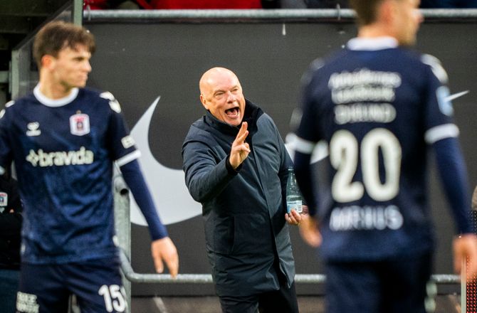 3F Superliga -AGF-chef påtager sig skylden: Undskyld