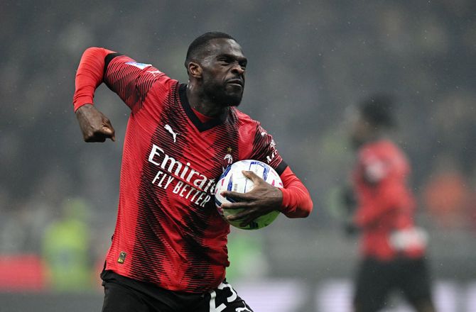 Serie A -Sky: Spurs jagter Tomori