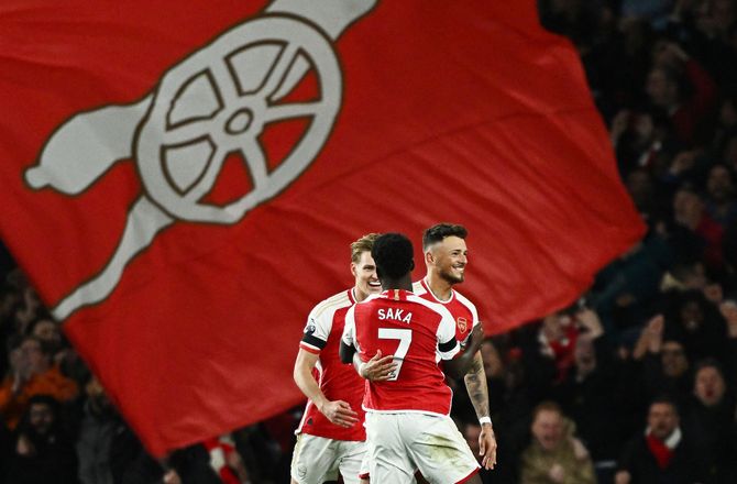 Premier League -Medie: Arsenal køber engelsk Ajax-keeper