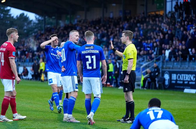 3F Superliga -Vejle-stopper føler sig ikke heldig: God beslutning af dommeren