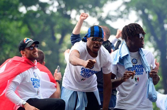 Serie A -Dumfries og Inter straffes for GTA-banner
