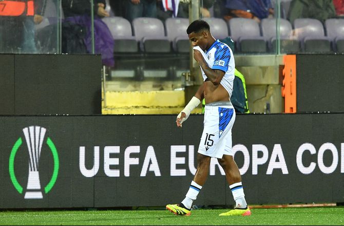 ECL -Brugge-profil skoser Onyedika: Dumt rødt kort