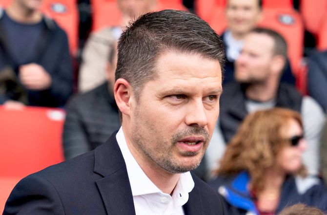 Betinia Liga -AaB-direktør takker: Store oplevelser i vente
