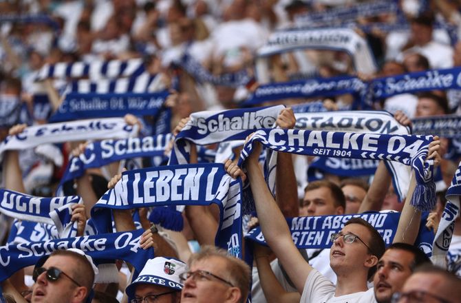 Tyskland 2. Bundesliga -Schalke lykkes med appel
