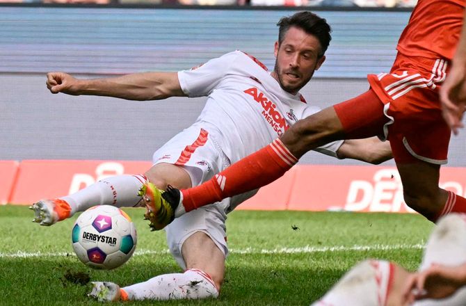 Bundesliga -Ingen vej Uth: Köln forlænger med angriber