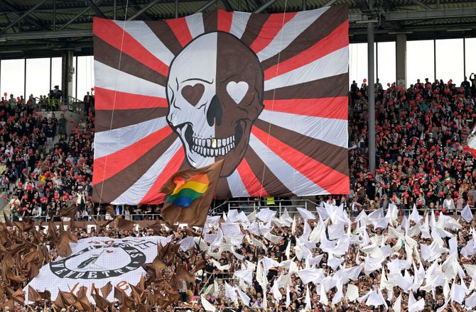 International -St. Pauli henter landsholdsangriber i Lens