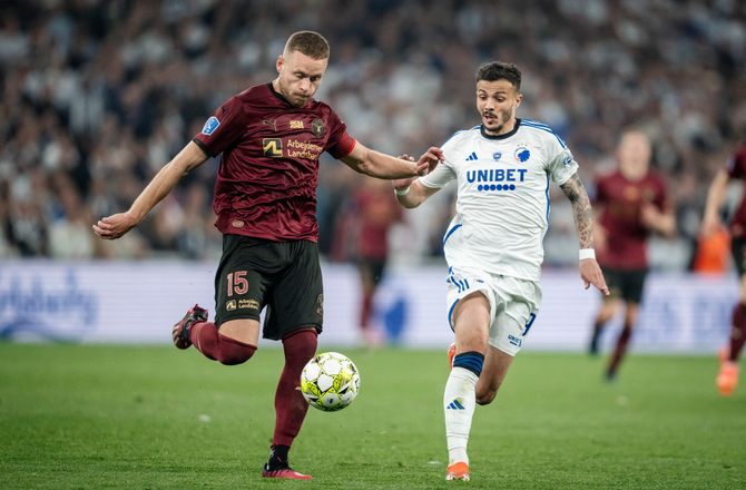 Superligaen -Ingason er tæt på græsk storklub