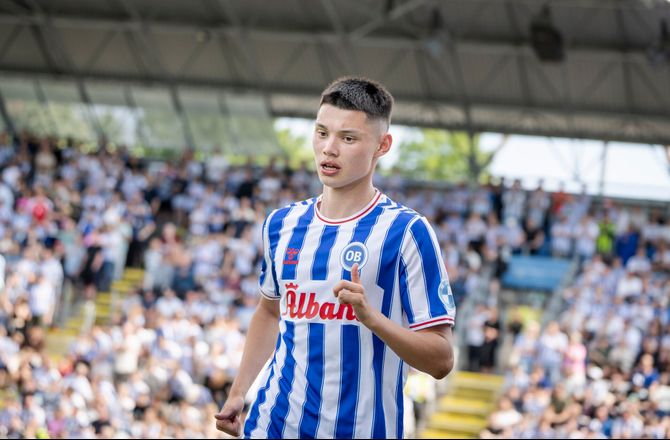3F Superliga -Slotsager stormer frem på Golden Boy-liste