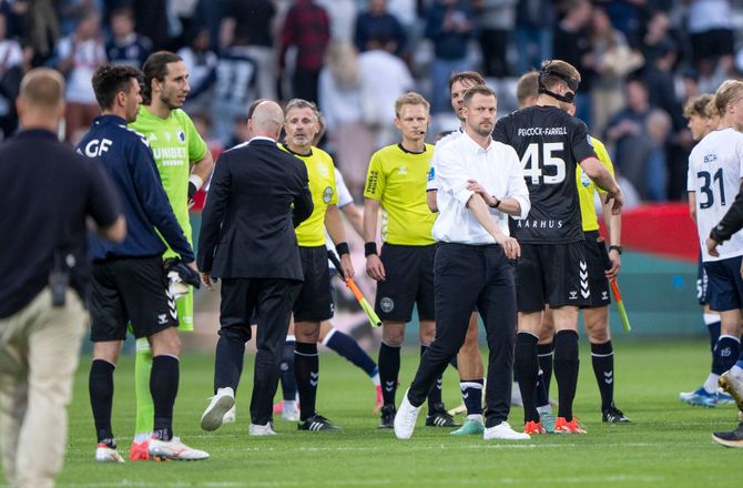 3F Superliga -Neestrup uenig: Ikke udnyttet økonomisk fordel